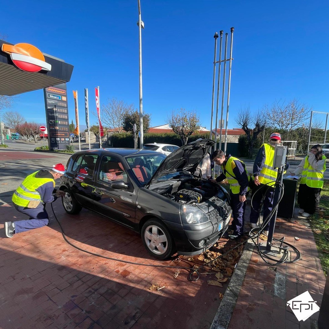 Mecatrónica Automóvel: Alunos preparam veículos para o inverno